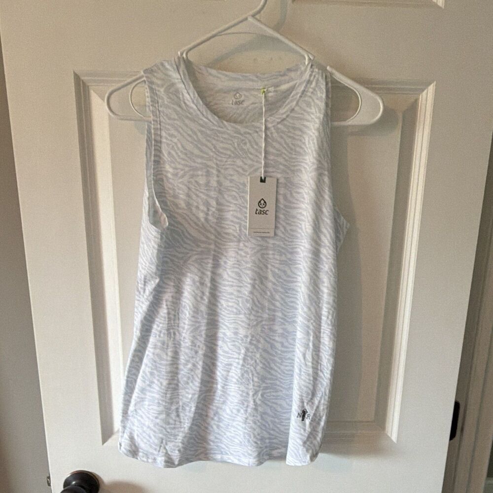 TASC Performance Bamboo Knit Animal Zebra Print Active Tank Top White Blue S NWT